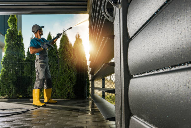 Spring Cleaning in Dade City North, FL